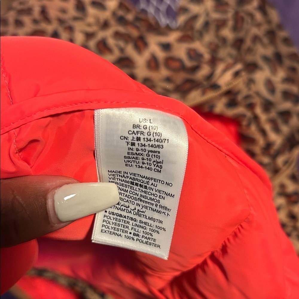 Amazon Essentials Leopard Print Puffer Jacket - Picture 5 of 6